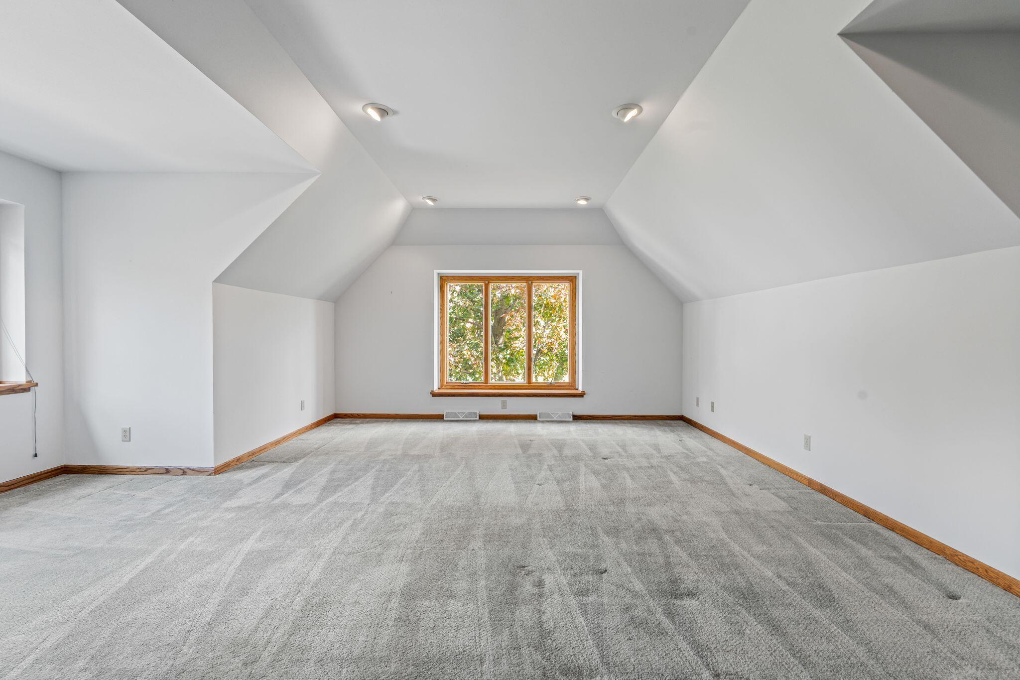 W142S7571 Freedom Avenue Muskego, WI 53150 - Photo 14 of 33 Primary BR