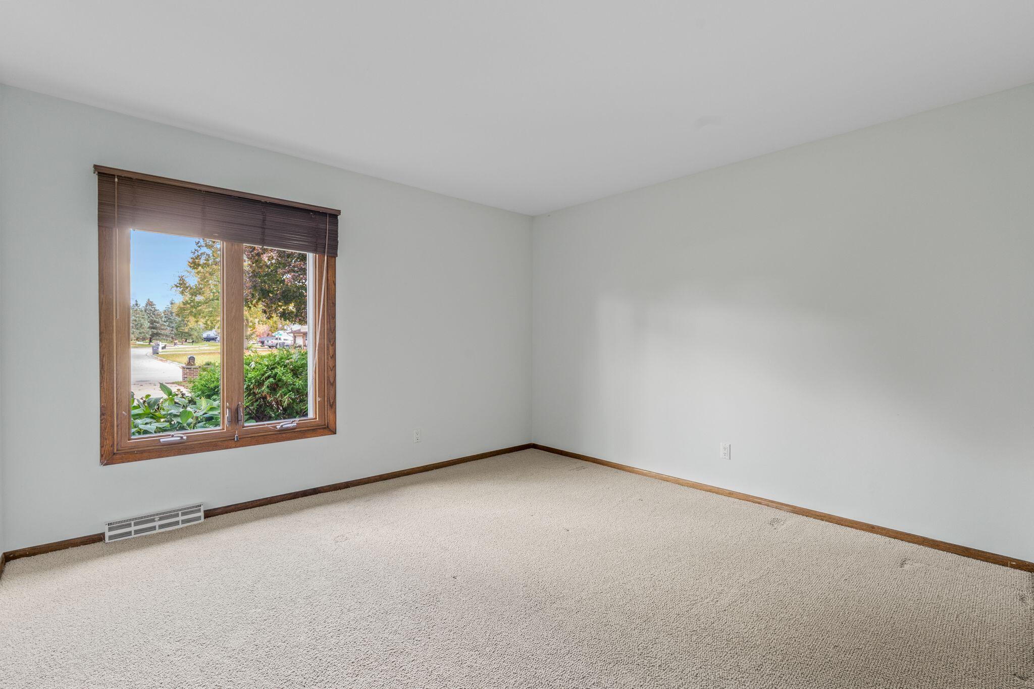 W142S7571 Freedom Avenue Muskego, WI 53150 - Photo 23 of 33 BR 4