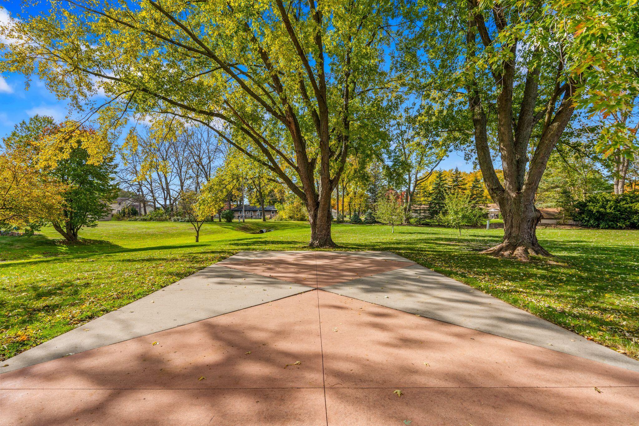 W142S7571 Freedom Avenue Muskego, WI 53150 - Photo 26 of 33 Back Patio