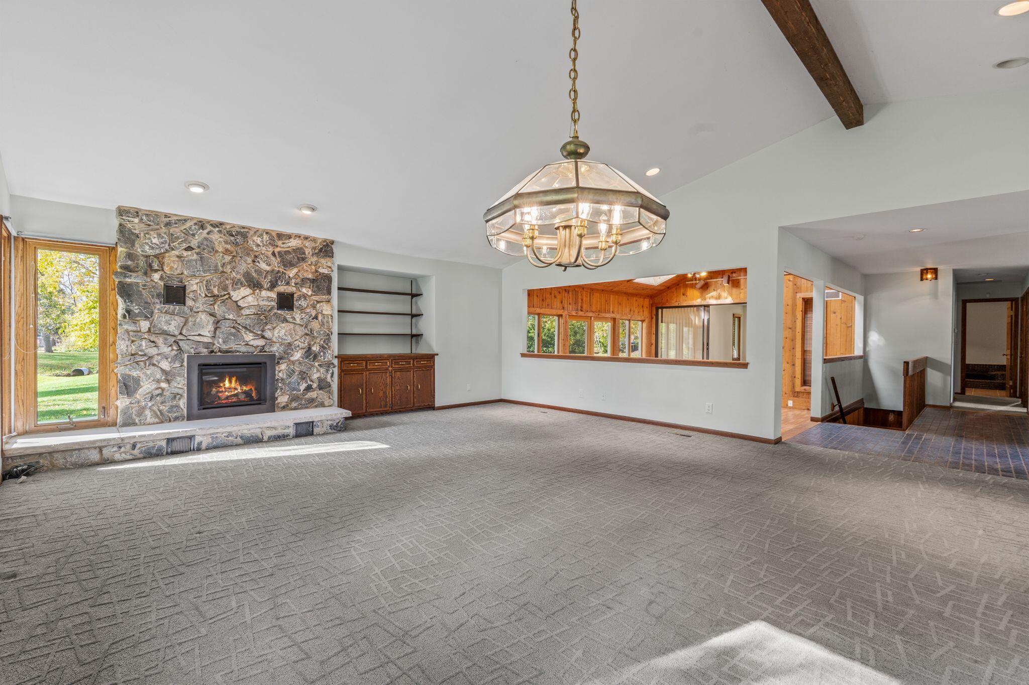 W142S7571 Freedom Avenue Muskego, WI 53150 - Photo 3 of 33 LR