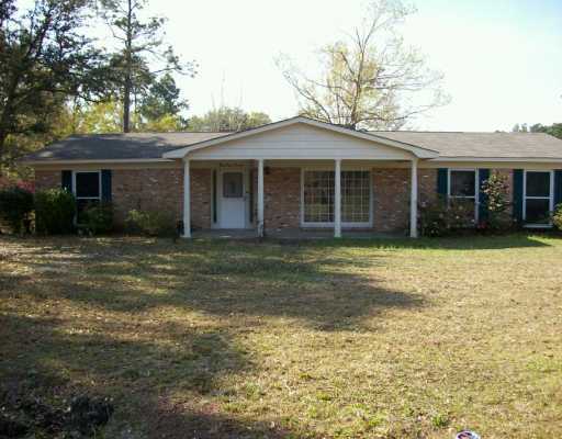 4300 Rabby Street Moss Point, MS 39563 - Photo 1 of 3 Primary Photo