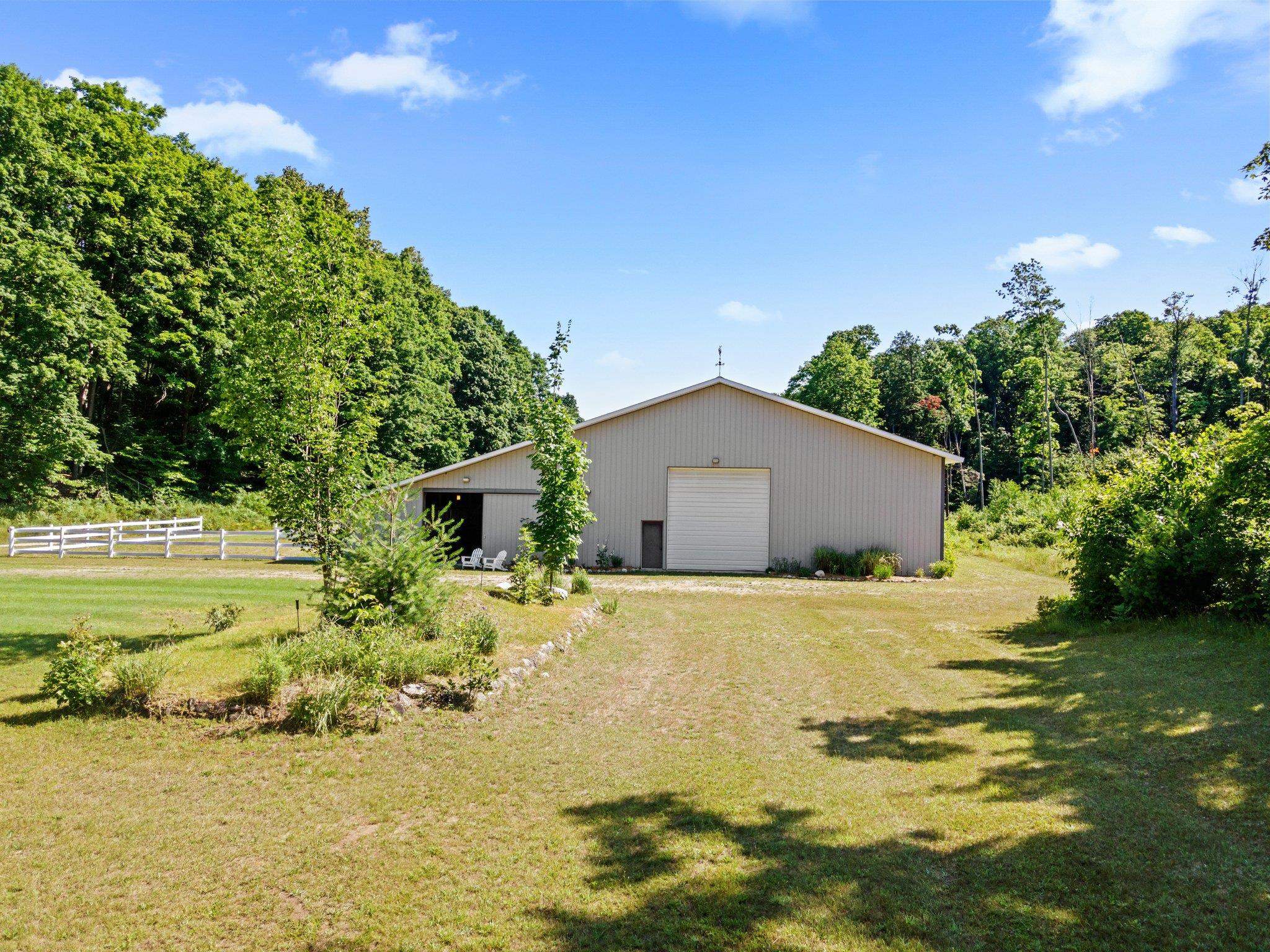 4107 East Rudolph Road Cedar, MI 49621 - Photo 4 of 50