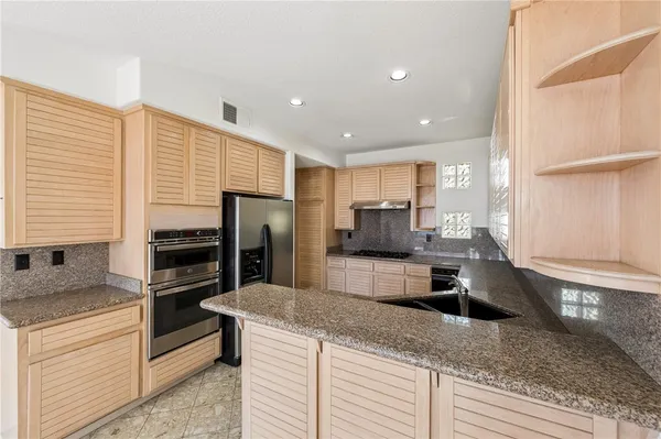 $6,400 | 5824 Spinnaker Bay Drive, Long Beach, CA 90803