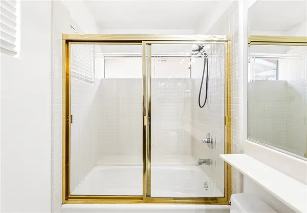 $6,400 | 5824 Spinnaker Bay Drive, Long Beach, CA 90803