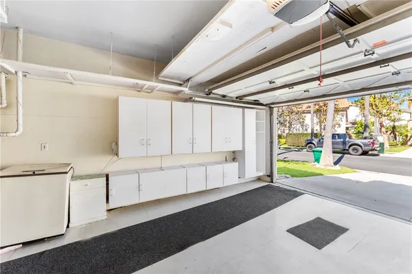 $6,400 | 5824 Spinnaker Bay Drive, Long Beach, CA 90803