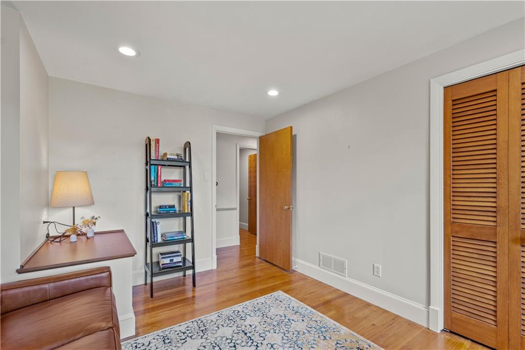 440 Miranda Road Pittsburgh, PA 15241 - Photo 26 of 45 a workspace with furniture and a window