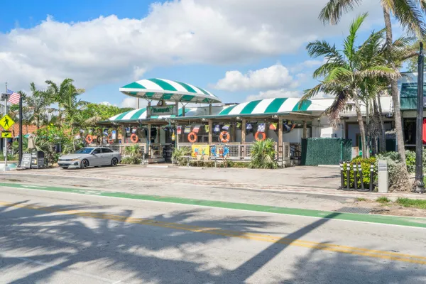 $625,000 | 1968 Northeast 3rd Street, Unit 1, Deerfield Beach, FL 33441