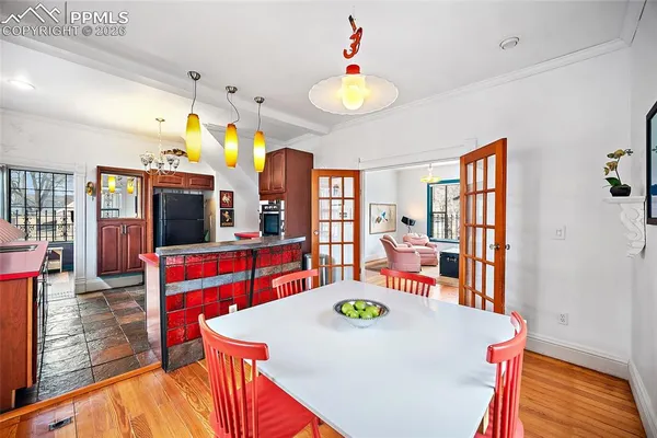 $718,000 | 831 South Cascade Avenue, Colorado Springs, CO 80903