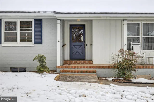 $399,000 | 8901 Deekens Street, Amelia Court House, VA 23002