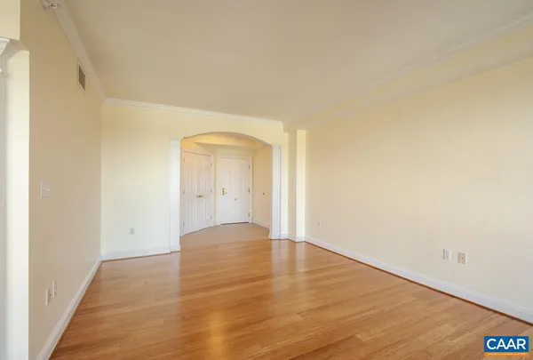 $440,000 | 500 Crestwood Drive, Unit 1405, Charlottesville, VA 22903