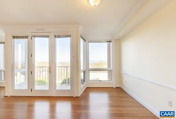 $440,000 | 500 Crestwood Drive, Unit 1405, Charlottesville, VA 22903