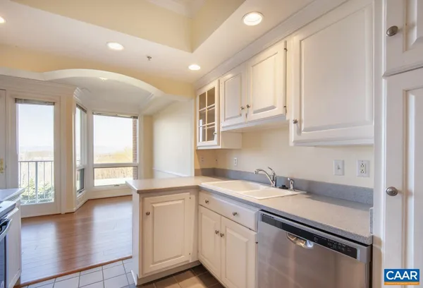 $440,000 | 500 Crestwood Drive, Unit 1405, Charlottesville, VA 22903
