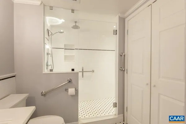 $440,000 | 500 Crestwood Drive, Unit 1405, Charlottesville, VA 22903