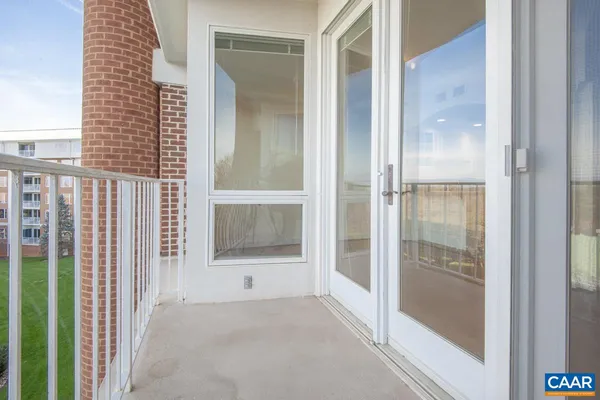 $440,000 | 500 Crestwood Drive, Unit 1405, Charlottesville, VA 22903