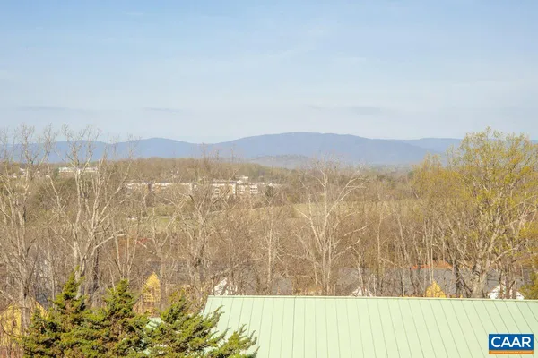 $440,000 | 500 Crestwood Drive, Unit 1405, Charlottesville, VA 22903