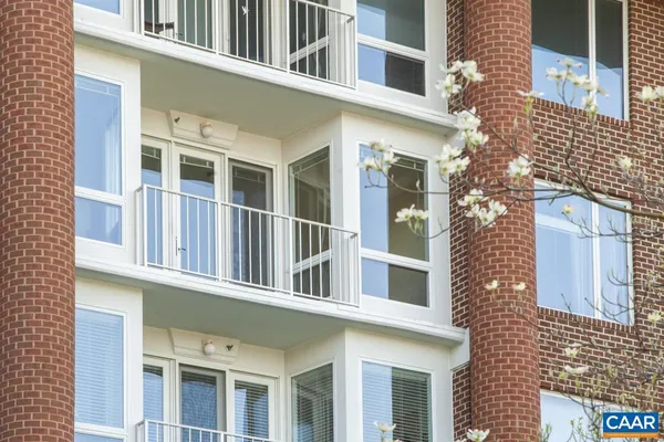 $440,000 | 500 Crestwood Drive, Unit 1405, Charlottesville, VA 22903