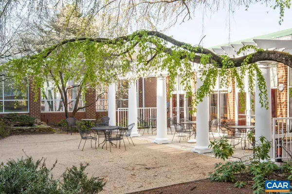 $440,000 | 500 Crestwood Drive, Unit 1405, Charlottesville, VA 22903