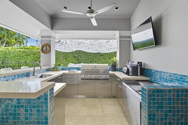 $3,875,000 | 5800 Southwest 99th Terrace, Pinecrest, FL 33156