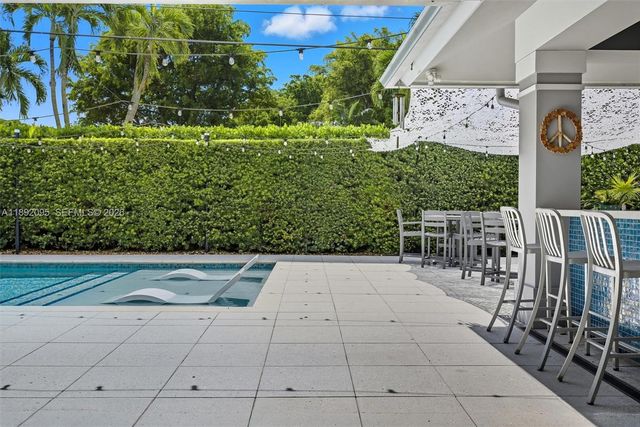 $3,875,000 | 5800 Southwest 99th Terrace, Pinecrest, FL 33156