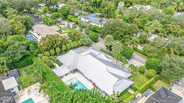 $3,999,999 | 5800 Southwest 99th Terrace, Pinecrest, FL 33156