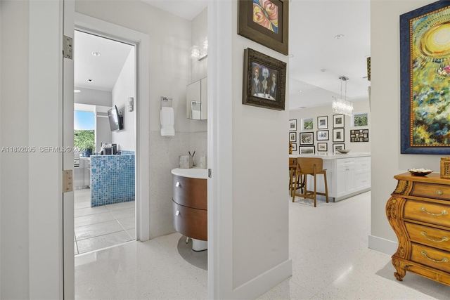 $3,850,000 | 5800 Southwest 99th Terrace, Pinecrest, FL 33156