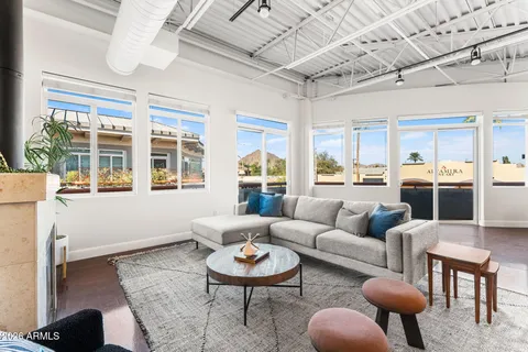$975,000 | 7039 East Main Street, Unit A206, Scottsdale, AZ 85251