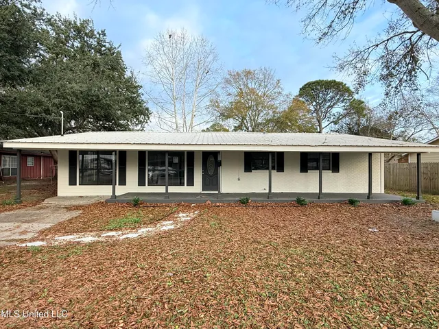 $205,000 | 2714 Fernwood Street, Pascagoula, MS 39567