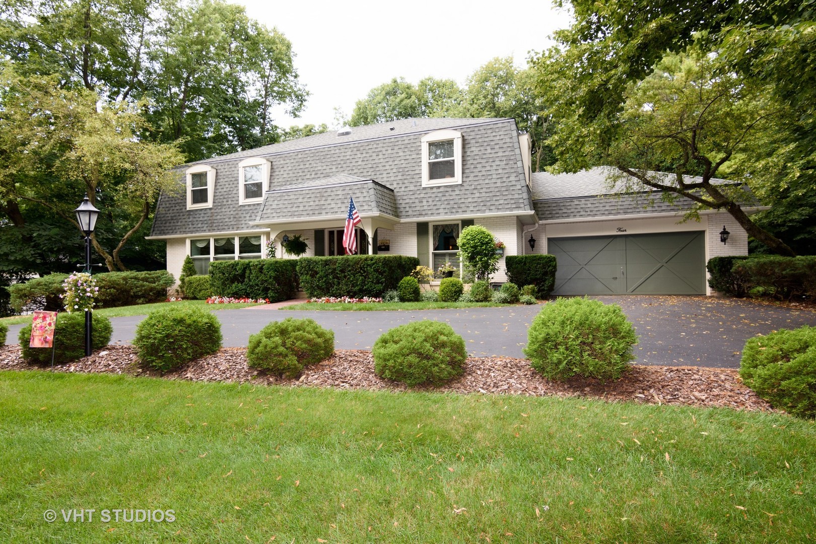 4 Wildwood Road Rolling Meadows, IL 60008 - Photo 1 of 3