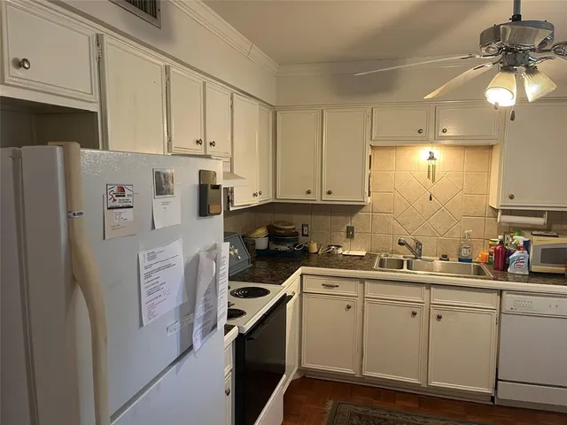 $139,000 | 10562 High Hollows Drive, Unit 246, Dallas, TX 75230