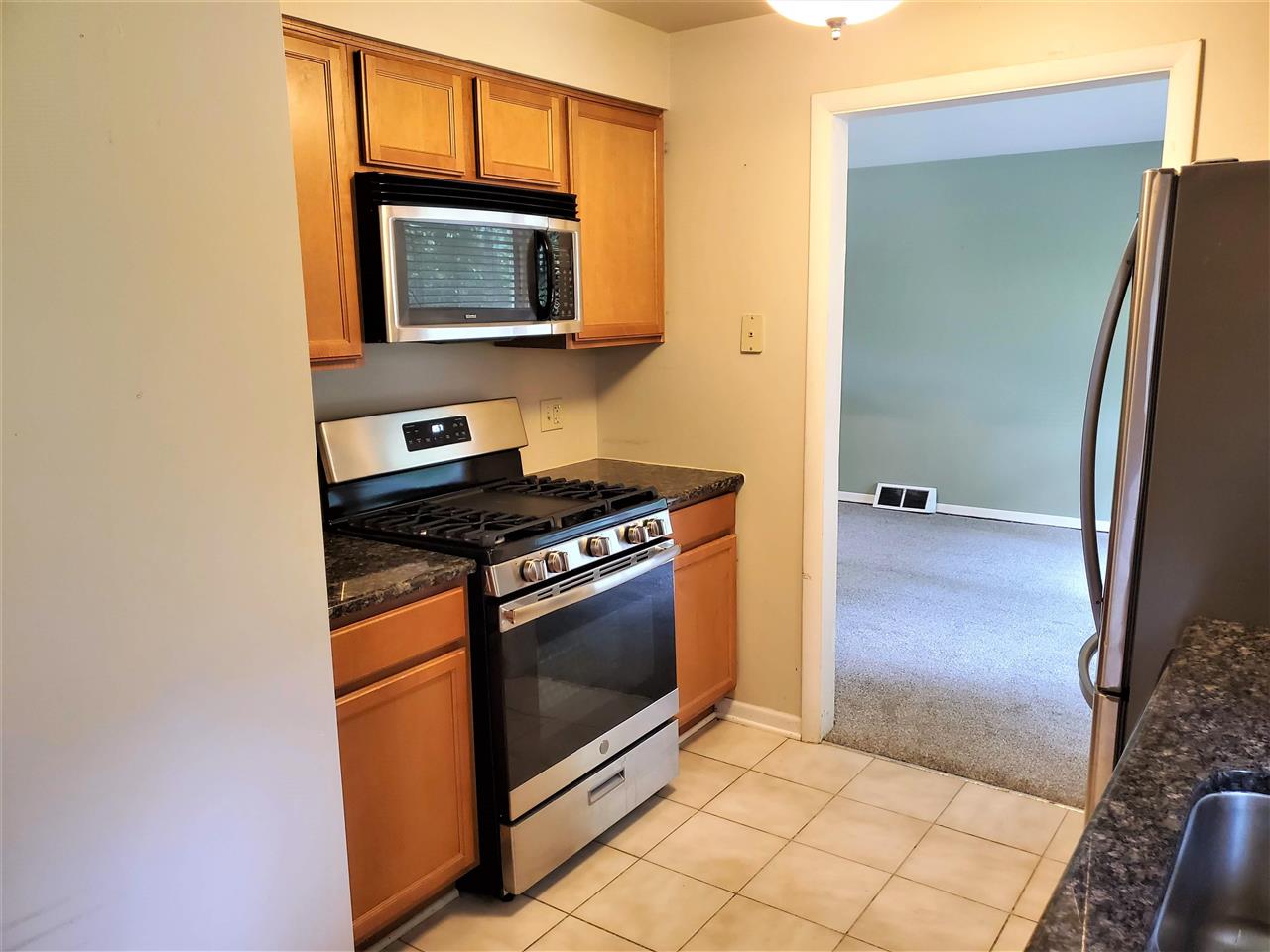 4720 Cayuga Road Rockford, IL 61107 - Photo 5 of 12 Gallery Image 5