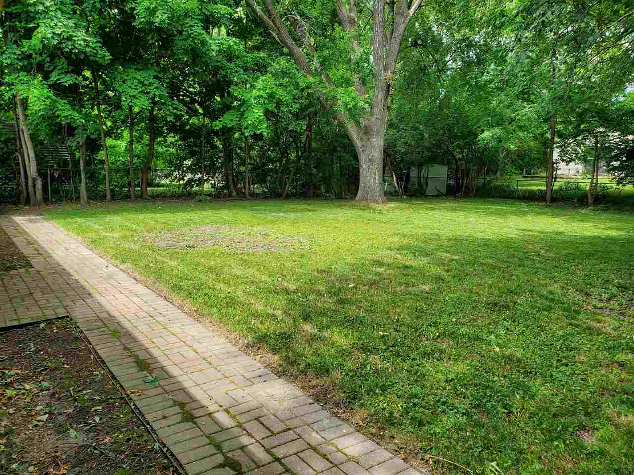 4720 Cayuga Road Rockford, IL 61107 - Photo 10 of 12 Gallery Image 10