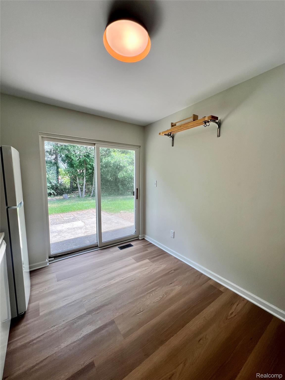 219 O'Doherty Road Brighton, MI 48116 - Photo 9 of 18 2.jpeg