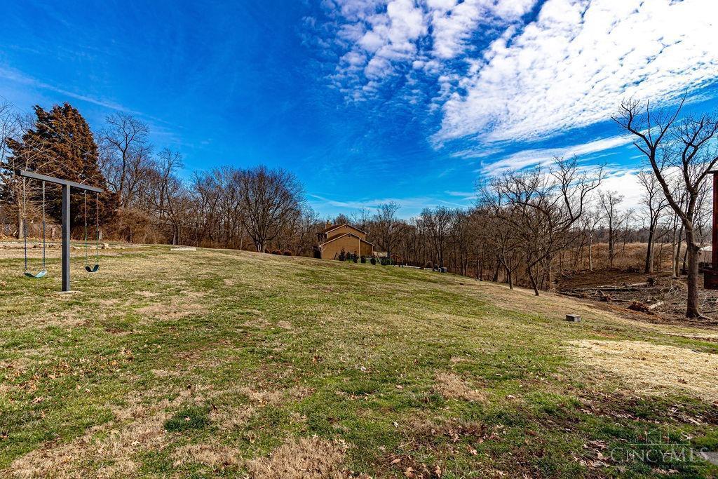 7702 Bridgetown Road Cincinnati, OH 45248 - Photo 34 of 38