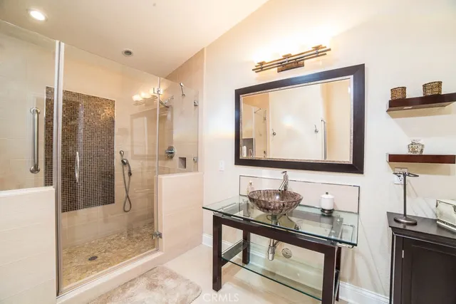 $4,995 | 12818 Meadowlark Avenue, Granada Hills, CA 91344