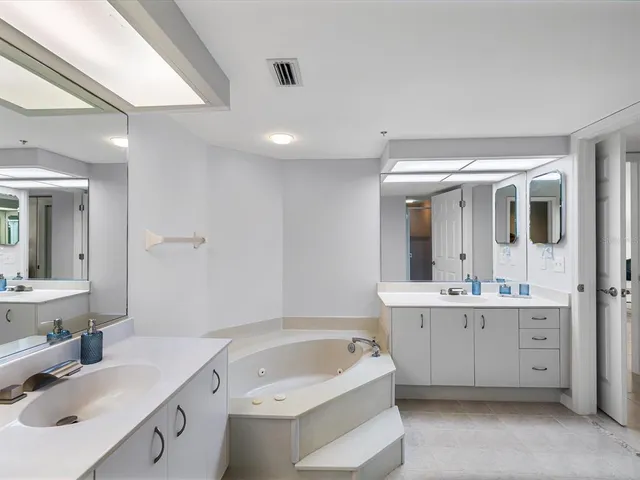 $3,750 | 6650 Sunset Way, Unit 204, St. Pete Beach, FL 33706