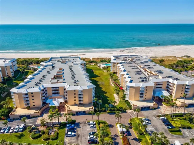 $3,750 | 6650 Sunset Way, Unit 204, St. Pete Beach, FL 33706