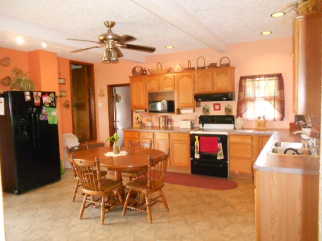 5988 South Loomis Road Shepherd, MI 48883 - Photo 5 of 20 1807807-4.JPG
