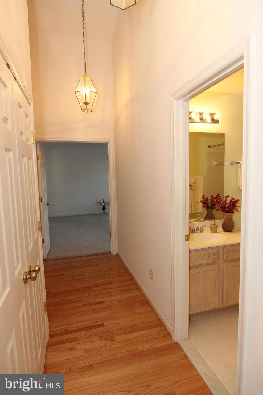 1260 Wild Hawthorn Way Reston, VA 20194 - Photo 14 of 30 Interior (General)