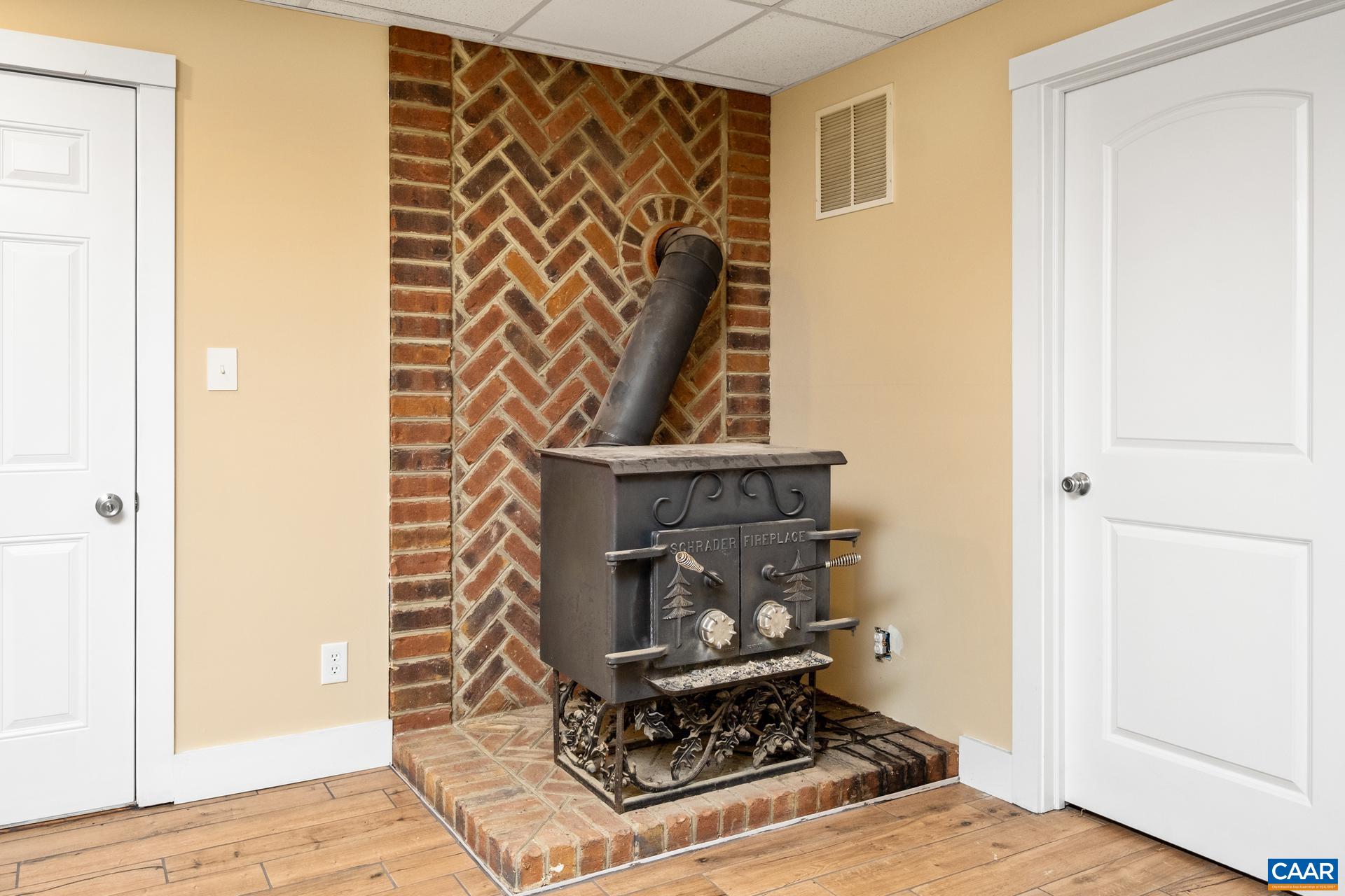 618 Deer Path Road Stanardsville, VA 22973 - Photo 38 of 46 Gallery Image 38