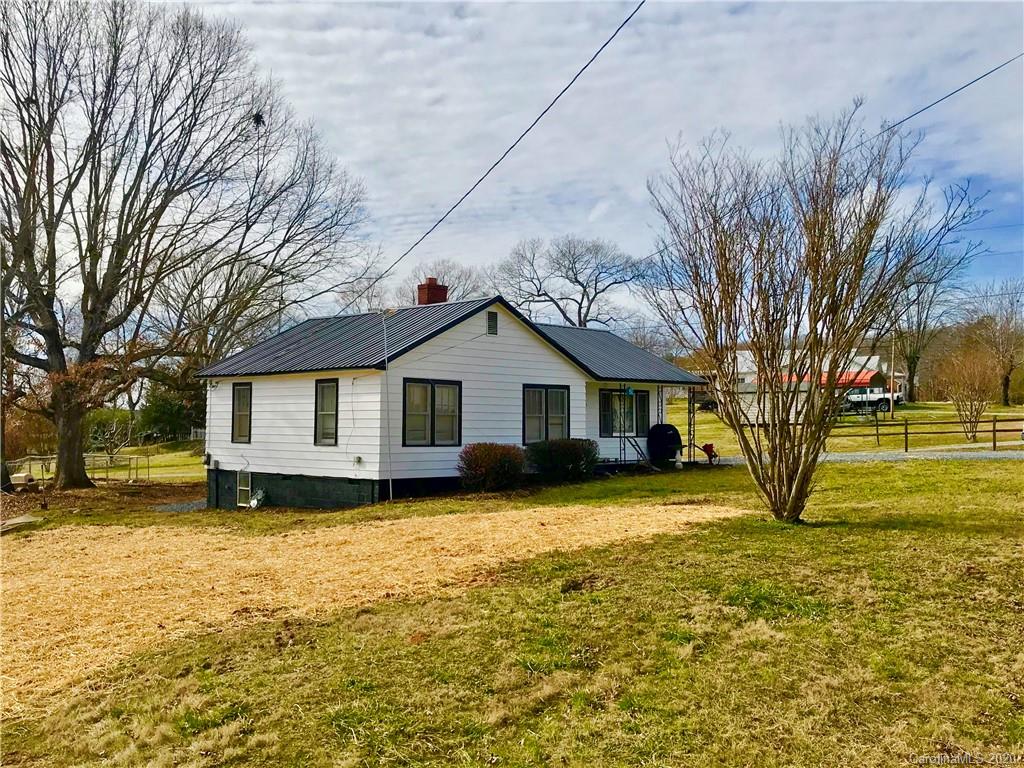 4410 Ruritan Drive Morganton, NC 28655 - Photo 3 of 26 Gallery Image 3