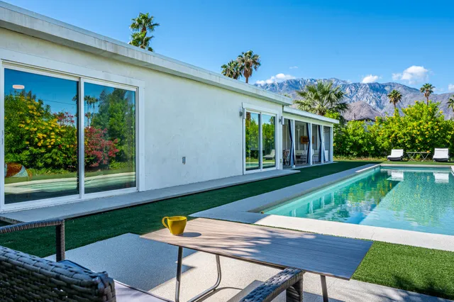 $5,500 | 2748 East Via Escuela, Palm Springs, CA 92262