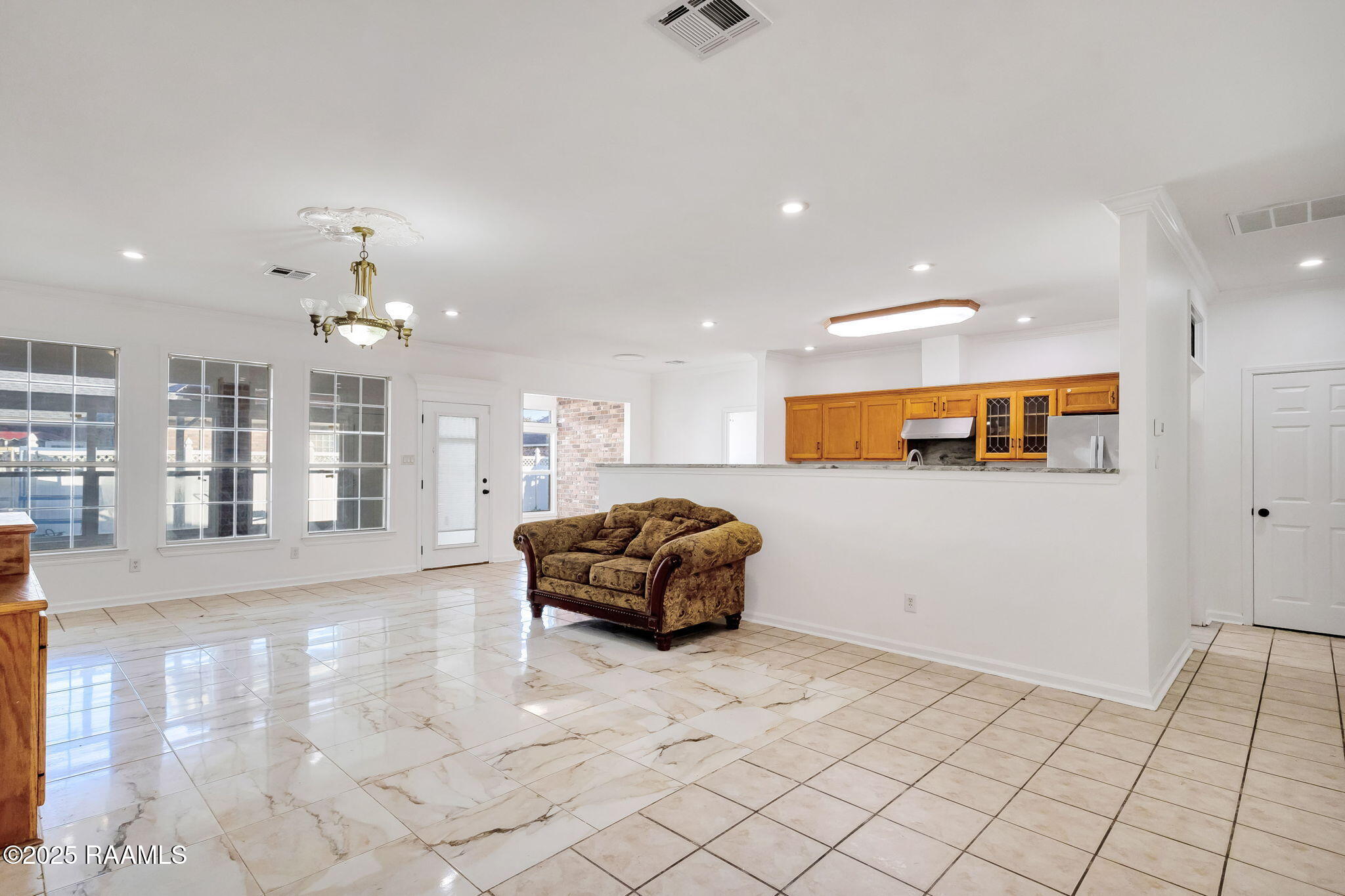 2105 Dustin Morgan Loop Opelousas, LA 70570 - Photo 7 of 22 10-web-or-mls-2105 Dustin Morgan-10