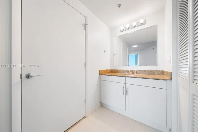 $2,350 | 7280 Southwest 90th Street, Unit 605, Miami, FL 33156