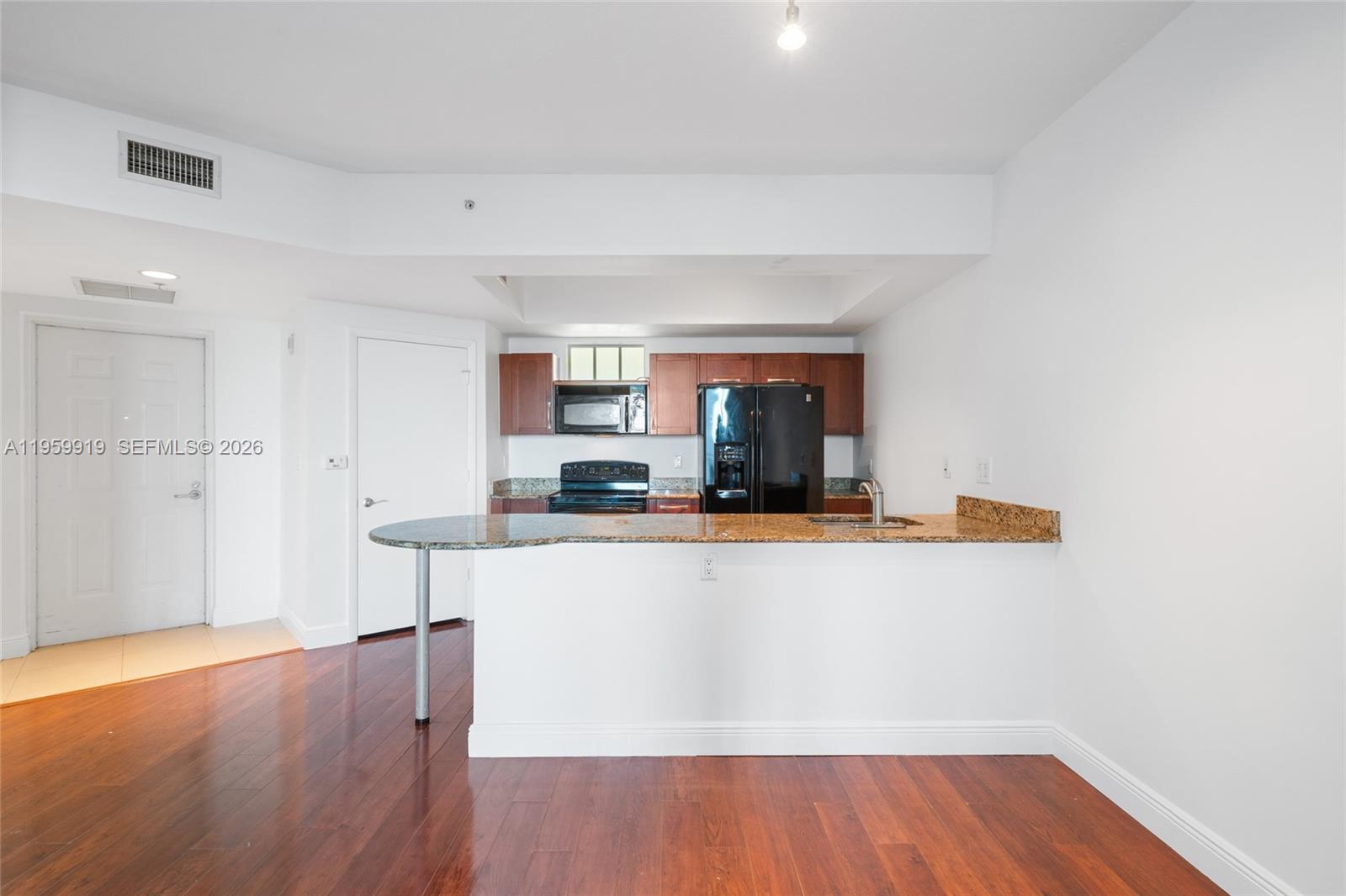 7280 Southwest 90th Street, Unit 605 Miami, FL 33156 - Photo 6 of 21