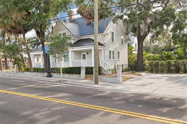 $4,999 | 4 West Orange Street, Tarpon Springs, FL 34689