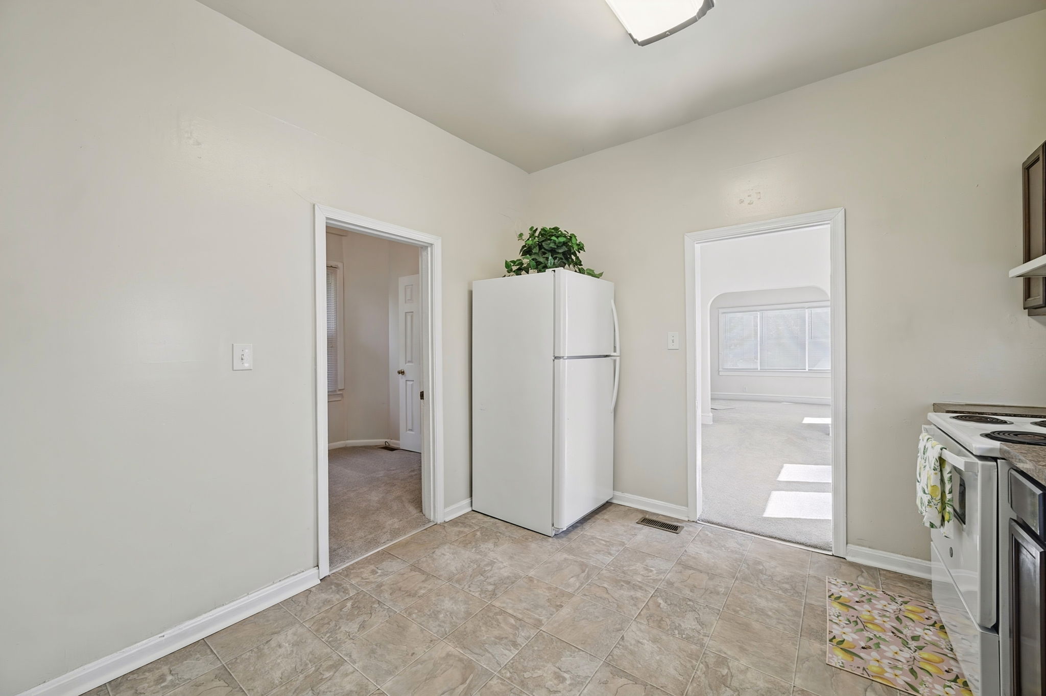 513 Chesterfield Road Hampton, VA 23661 - Photo 12 of 29 Gallery Image 12