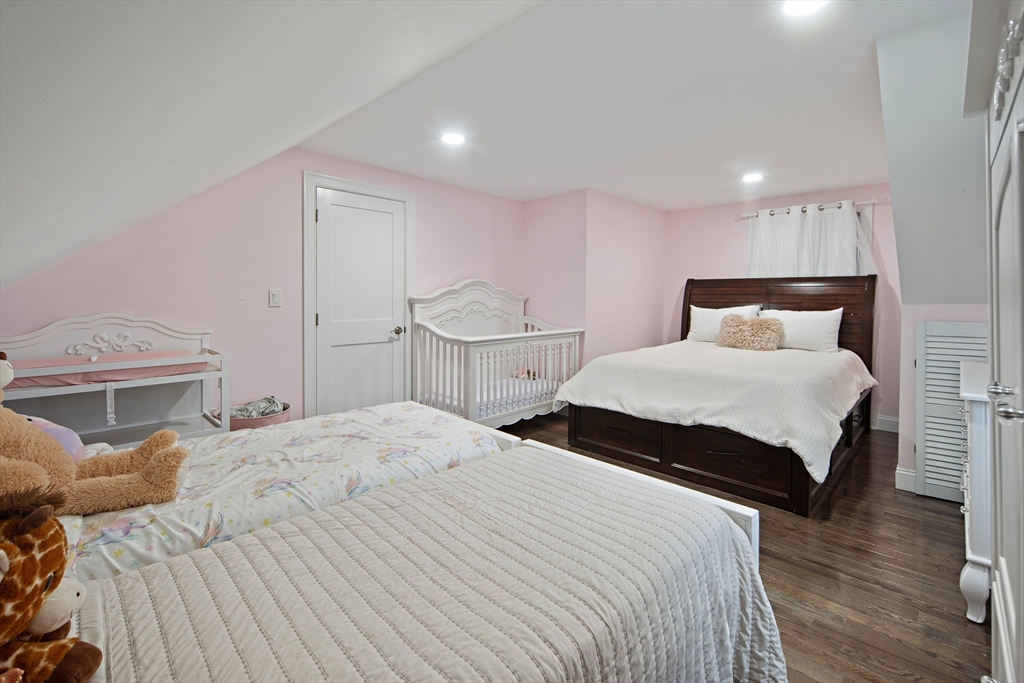 2 Finch Lane Gloucester, MA 01930 - Photo 12 of 20