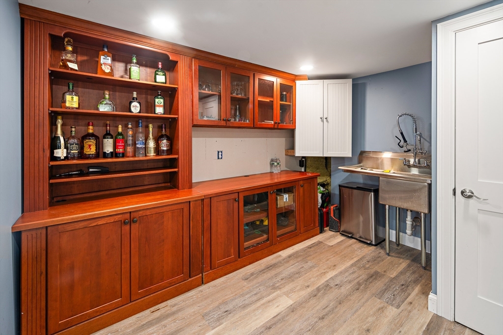 2 Finch Lane Gloucester, MA 01930 - Photo 14 of 20