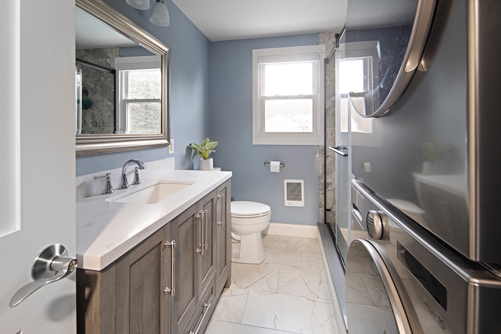 2 Finch Lane Gloucester, MA 01930 - Photo 9 of 20