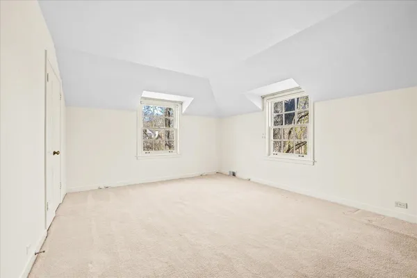 $1,095,000 | 1523 Tower Road, Winnetka, IL 60093